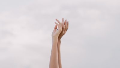 « LA PRIERE PAR L’ESPRIT »