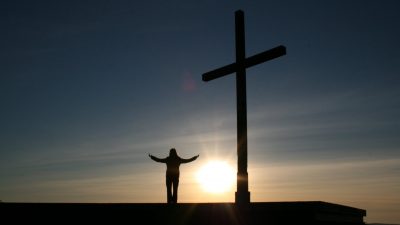 « LA CHAIR EST CRUSIFIEE AVEC CHRIST »
