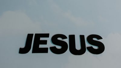 « JESUS-CHRIST EST LE MÊME… »